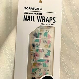 Floral Nail Art NWT
